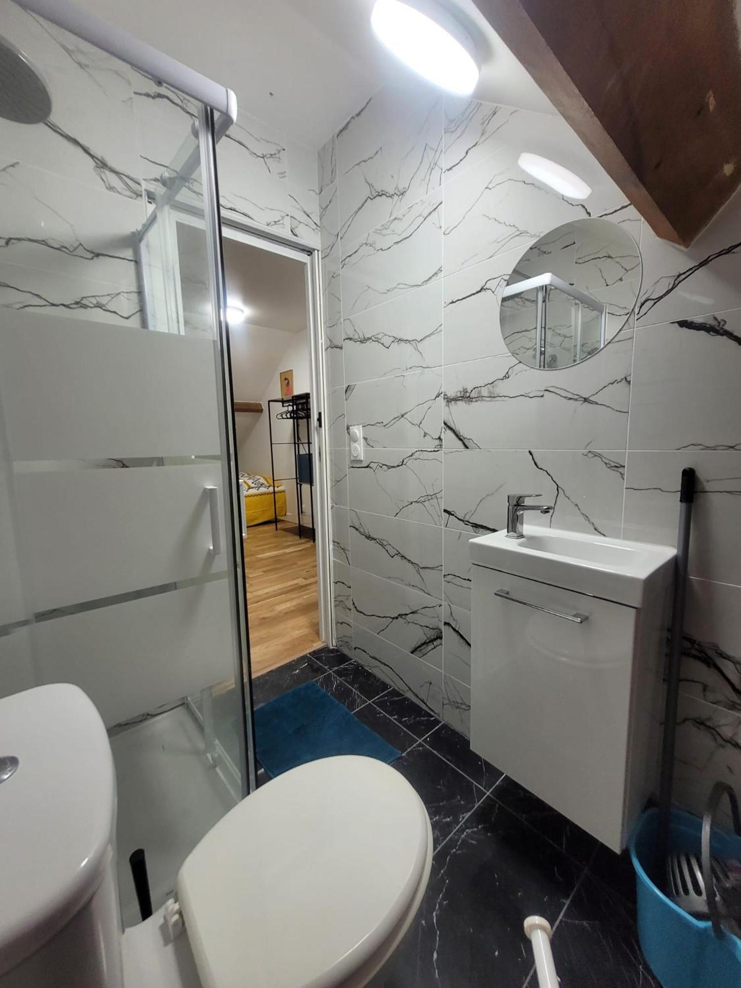 Appartements A Meaux - Proche De Disney الغرفة الصورة